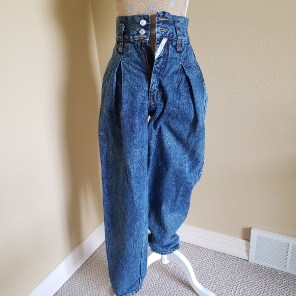 Vintage Jordache 24" waist high rise pleated jeans - Picture 11 of 16